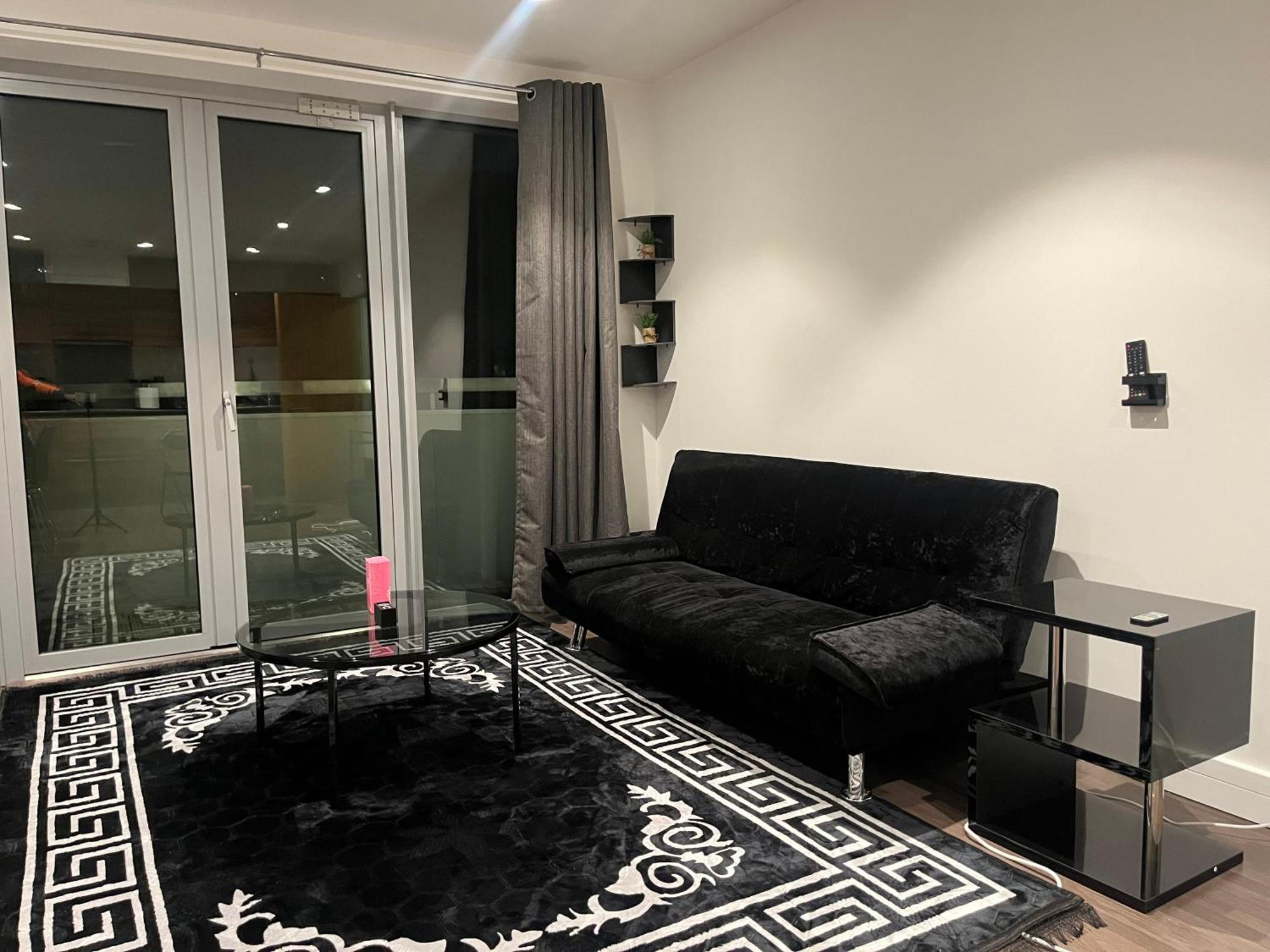 Charming & Cosy 2 Bed Apartamento Londres